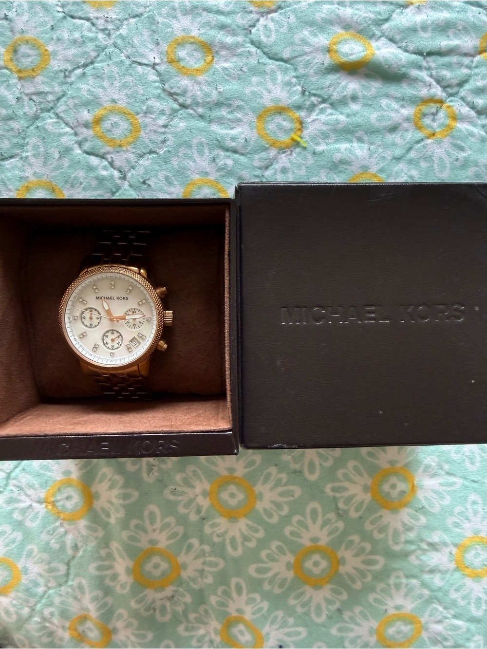 Michael Kors Rose Gold and White Dial Chronograph Bracelet Watch